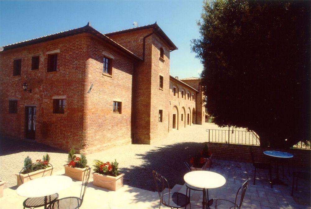 Agriturismo Terra Rossa Valiano Exterior photo