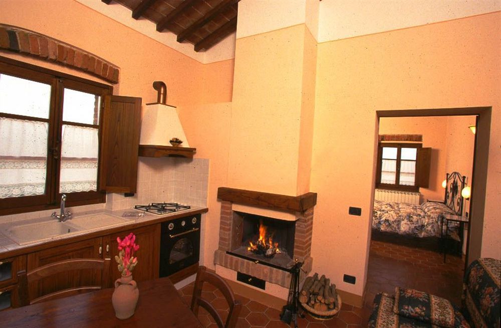 Agriturismo Terra Rossa Valiano Exterior photo